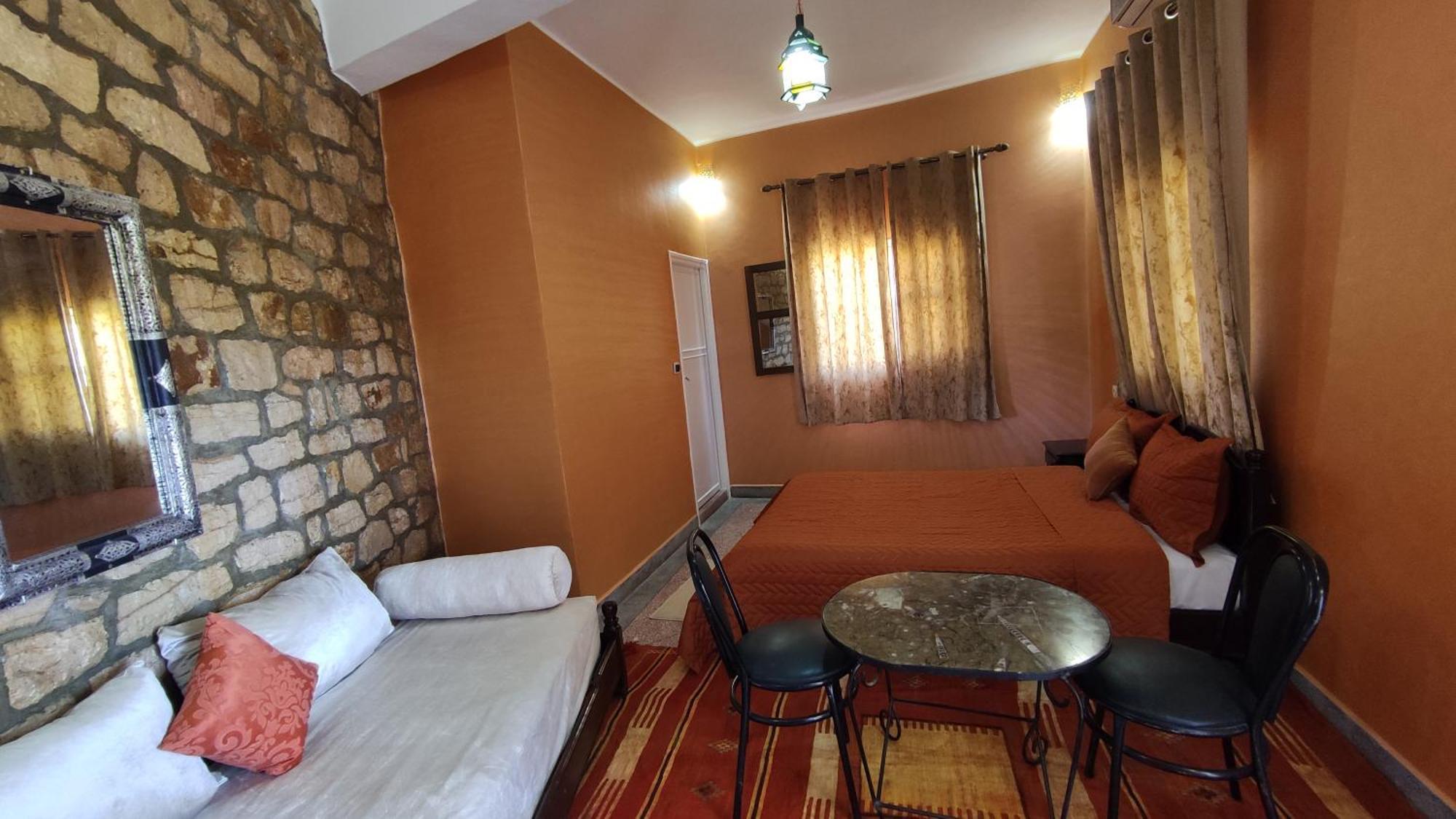 Hotel Camping Le Soleil Tinghir Extérieur photo