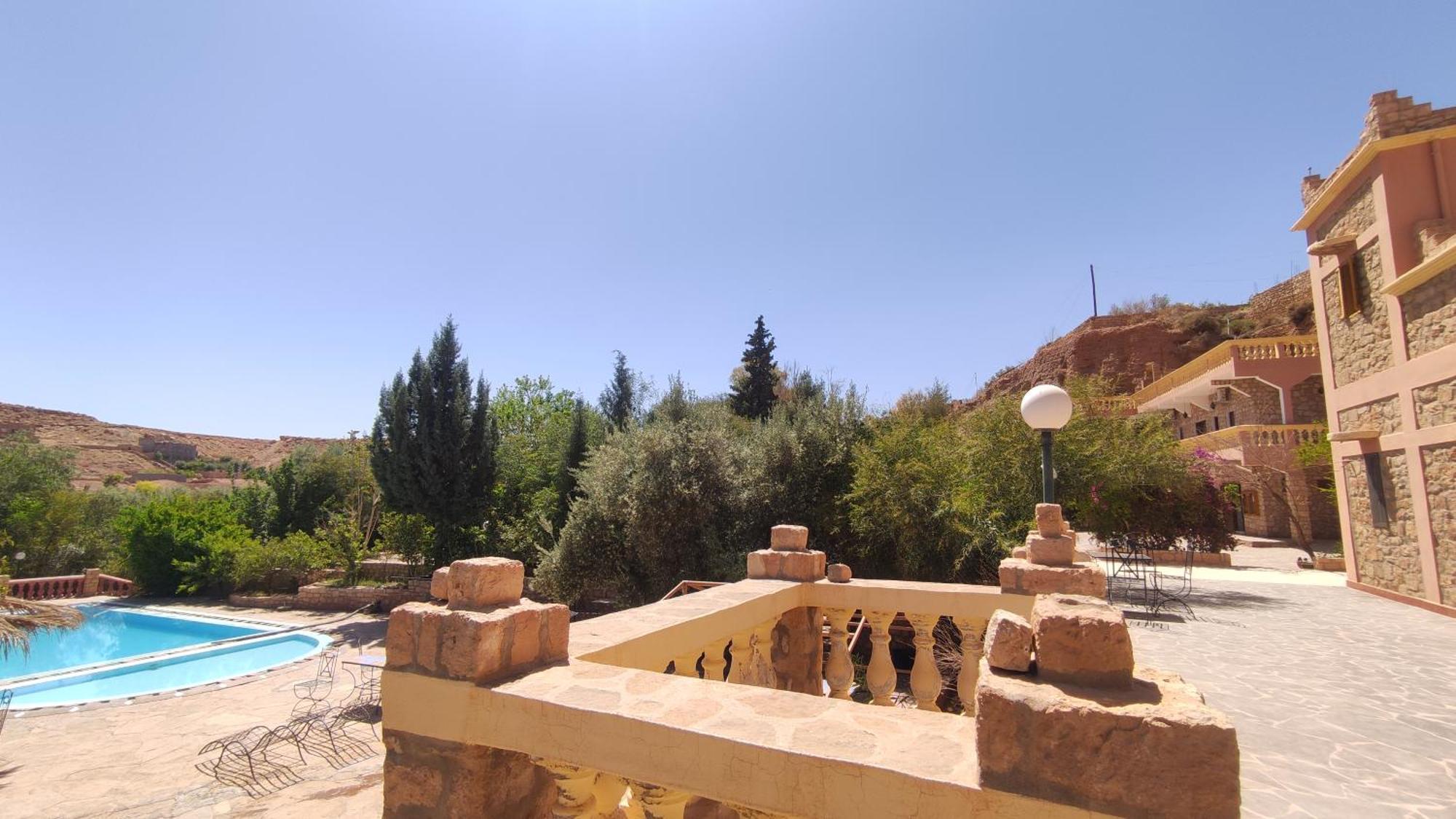 Hotel Camping Le Soleil Tinghir Extérieur photo
